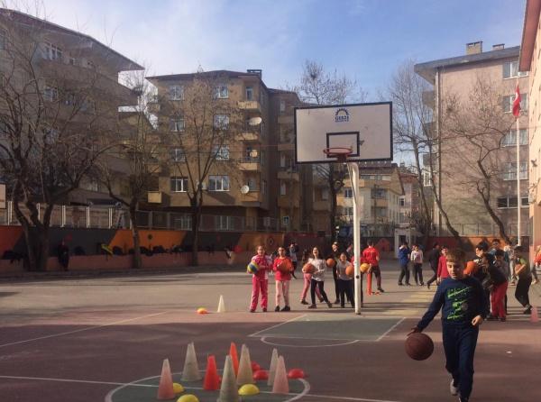 Okulumuzda Basketbol Kursu