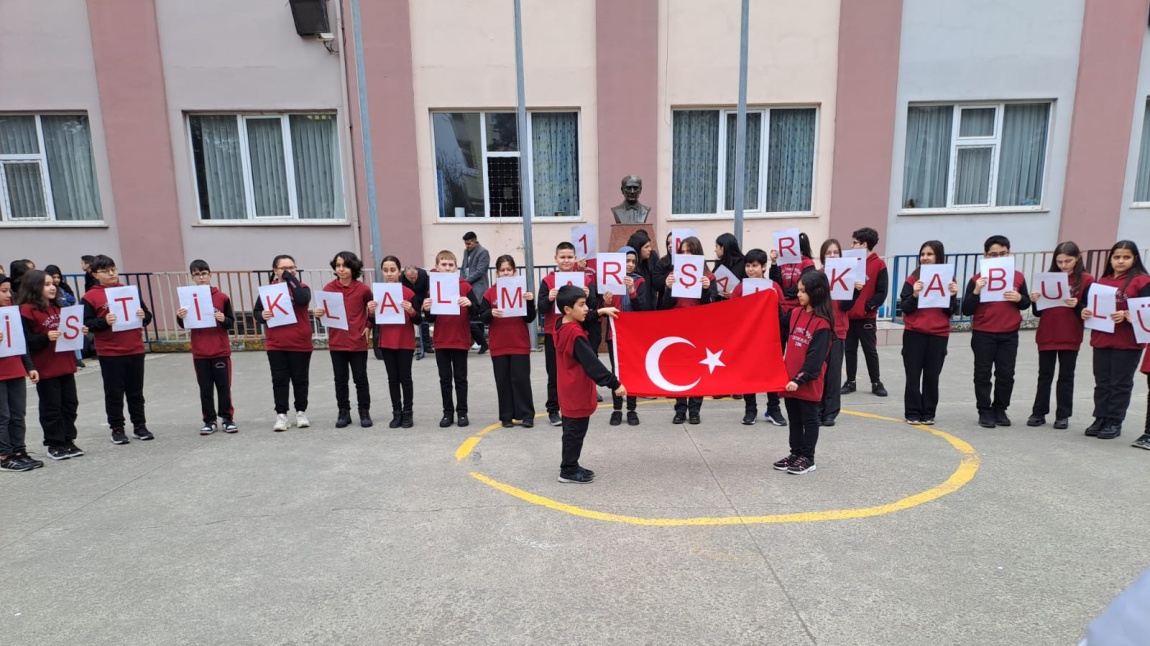 Okulumuzda 12 Mart İstiklal Marşı'nın kabulü kutlandı.